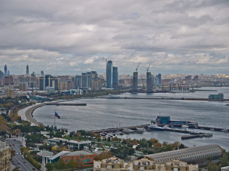 9. Panorama Baku Promenada