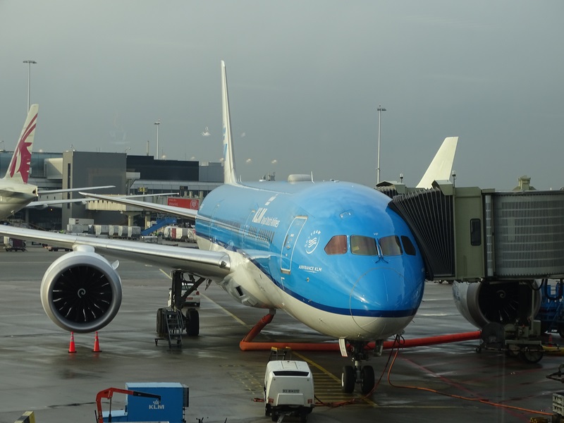 . KLM Dreamliner