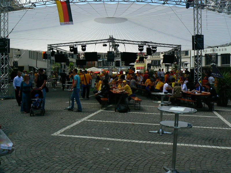 Restaurant Fan Zone