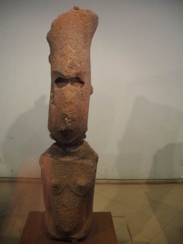 Muzeu Moai femeie