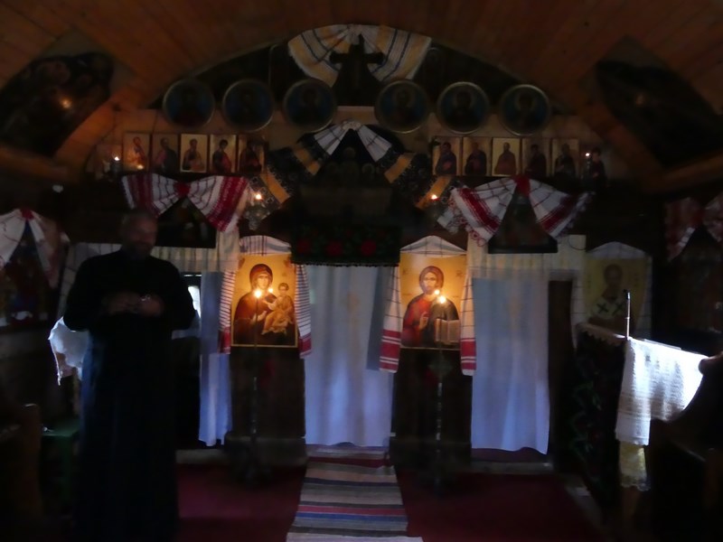 Altar Sinca Noua