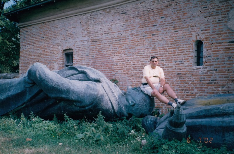 Statuia lui Lenin