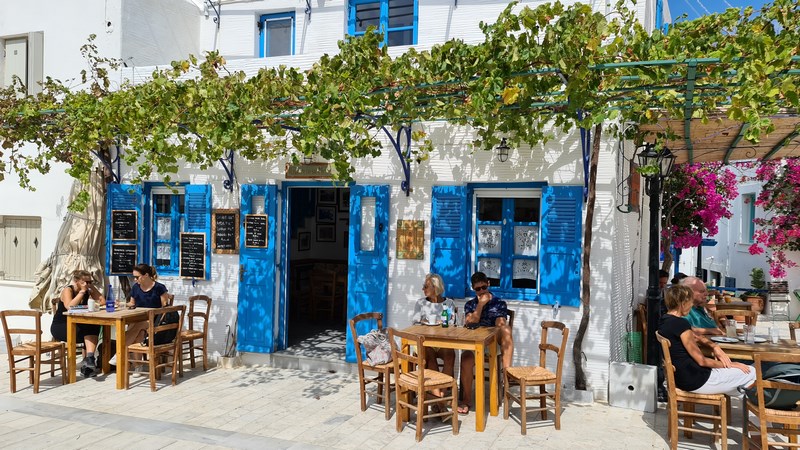 Taverne Lefkes Paros