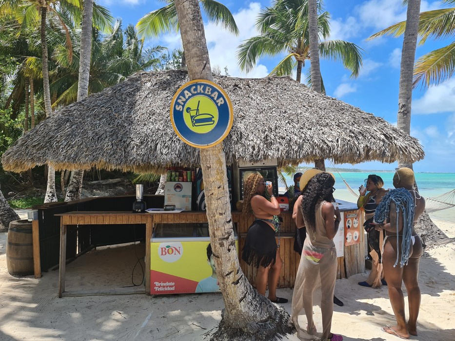 Snack Bar Dolphin Island