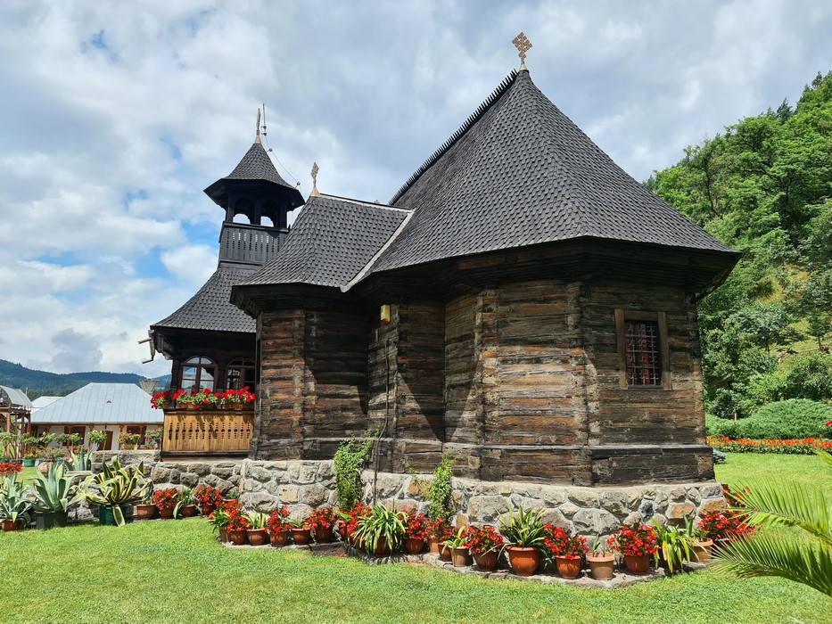 Biserica veche Toplita