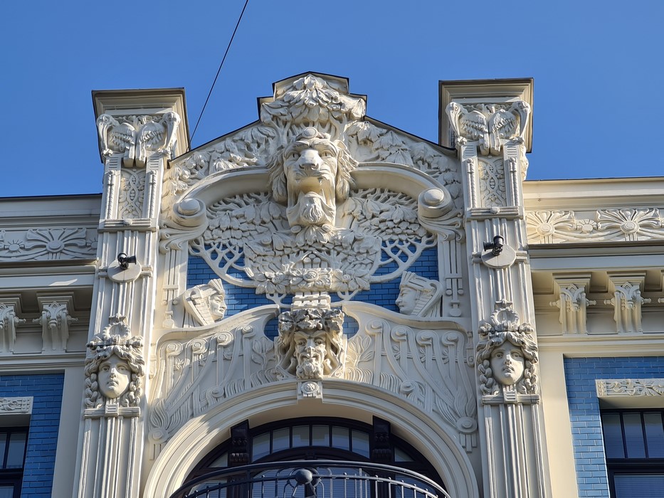 Art Nouveau