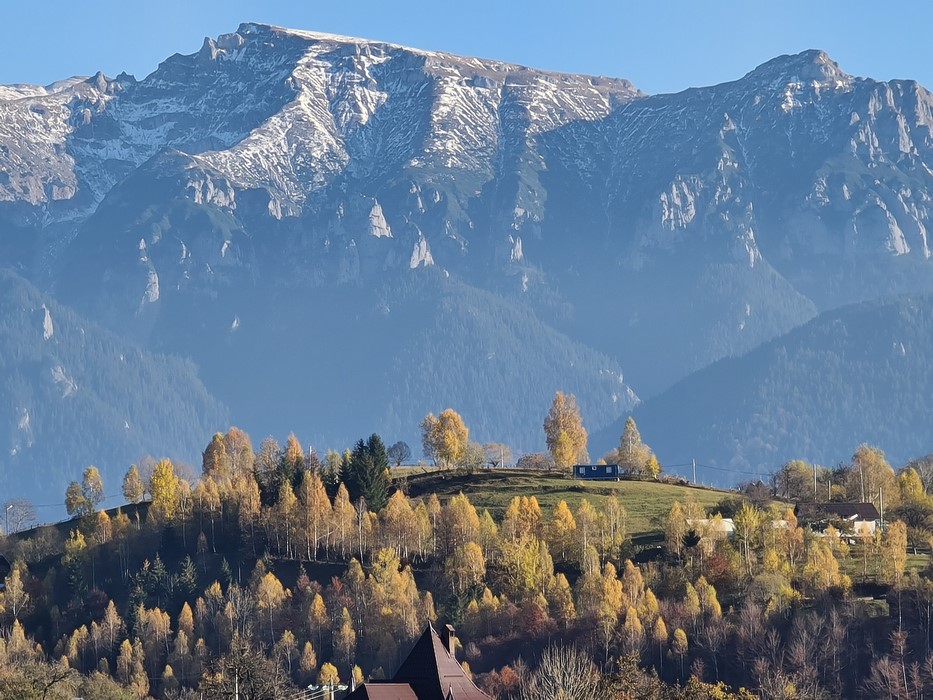 Bucegi culoarul Rucar Bran