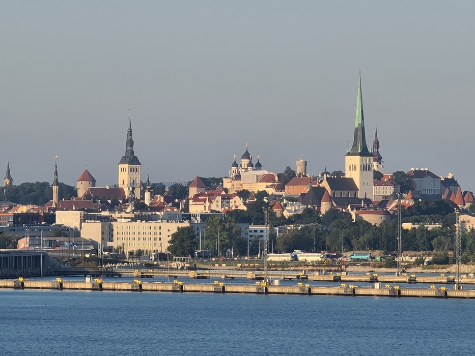 Tallinn vazut din larg