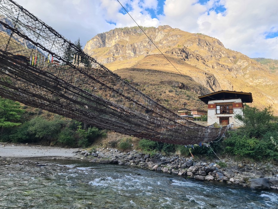 Cel mai vechi pod din Bhutan